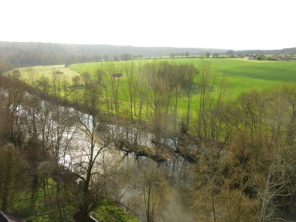 Montenaut Angles-sur-l'Anglin ภายนอก รูปภาพ