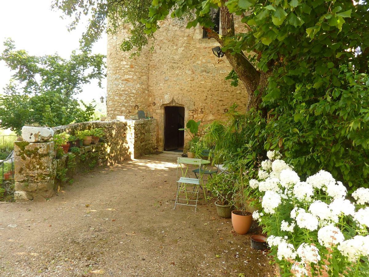 Montenaut Angles-sur-l'Anglin ภายนอก รูปภาพ